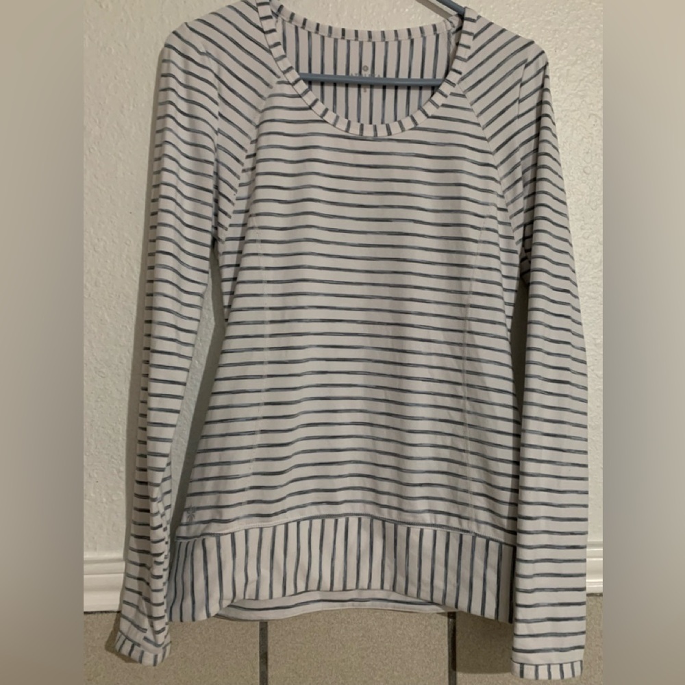 NOT FOR SALE ATHLETA long sleeve shirt